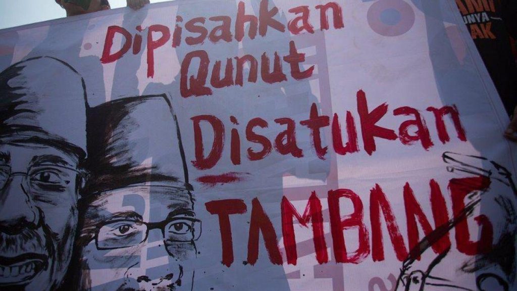 tarik-tambang,-“perjudian”-nu-muhammadiyah?