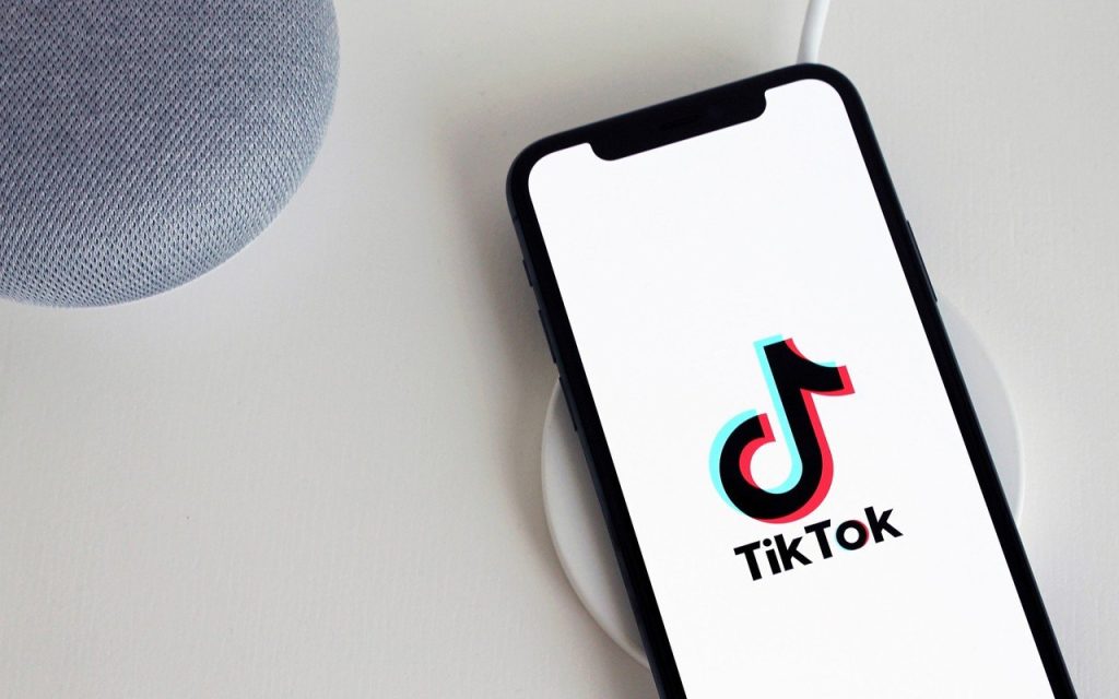 cara-buat-wallpaper-dari-video-tiktok-yang-kamu-inginkan