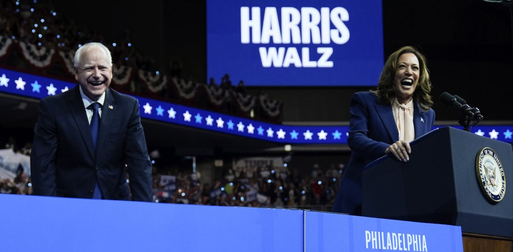 elections-americaines-:-kamala-harris-fixe-ses-propres-regles-en-preferant-tim-walz-comme-colistier