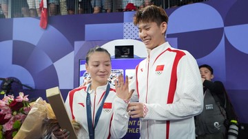 bikin-heboh-pas-olimpiade,-begini-spesialnya-cincin-tunangan-atlet-bulu-tangkis-huang-yaqiong-dan-liu-yuchen