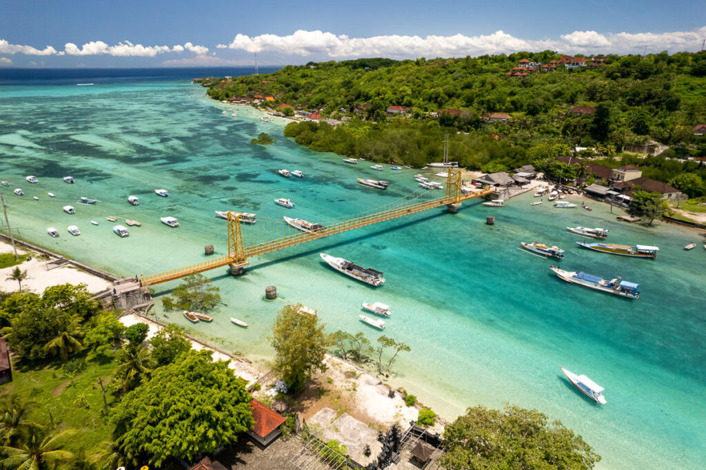 bosan-ke-pantai,-kunjungi-eksotisme-3-nusa-menawan-di-pulau-bali