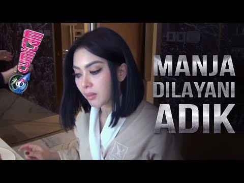 Cicipi Kuliner Surabaya Sebelum Manggung, Syahrini Manja Dilayani Adik – Cumicam 21 Januari 2019