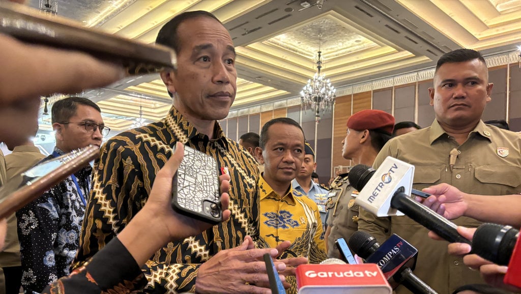 jokowi-ungkap-isi-pertemuan-selama-2,5-jam-dengan-prabowo