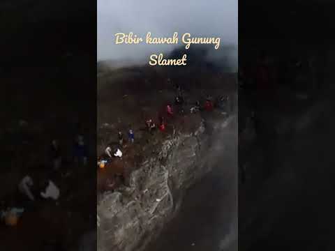 Bibir Kawah Gunung Slamet