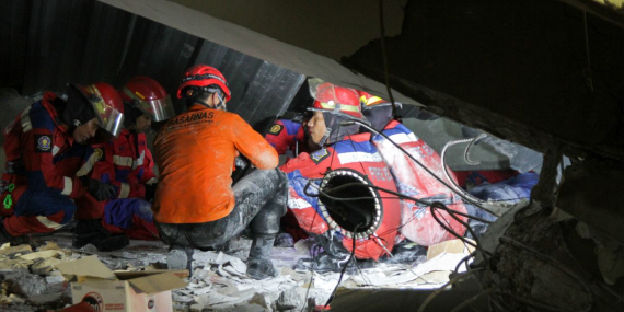 17597114991156828864