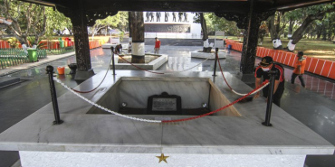 peringatan-g30s-pki:-tata-cara-dan-makna-bendera-setengah-tiang