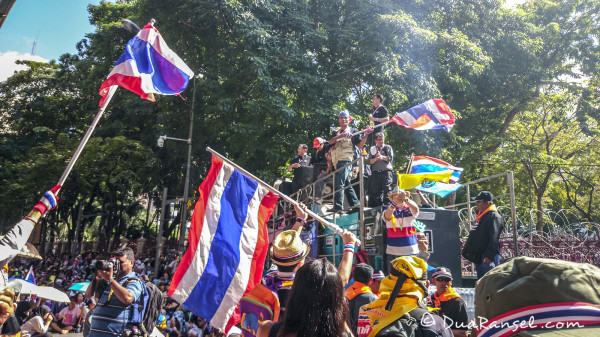 bangkok-revolution:-on-the-front-line!