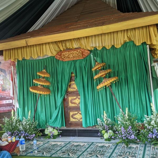 wingit-yang-ekologis:-membaca-ulang-tradisi-ziarah-dan-menyan