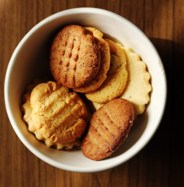 6-kue-kering-lebaran-populer-yang-wajib-ada-di-meja!-–-foodspot-blog