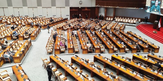 ini-syarat-syarat-untuk-duduk-jadi-anggota-dpr-ri