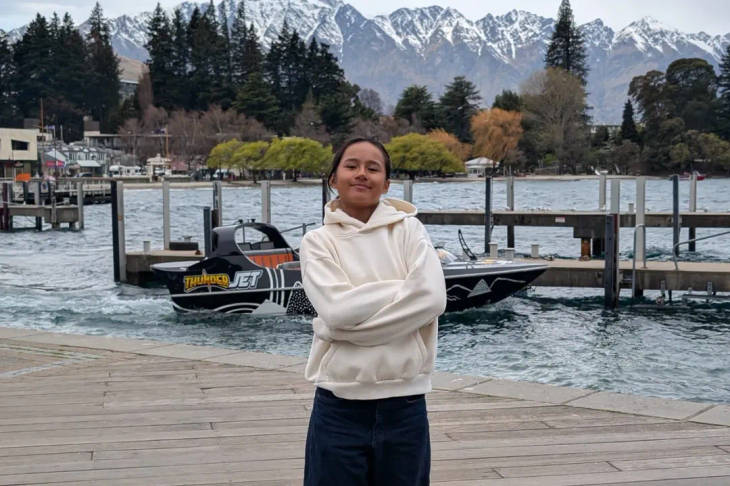 indonesia-punya-atlet-snowboarding-berbakat-meski-iklimnya-tropis,-namanya-zazi-betari-landman