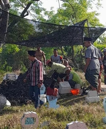 santri-asal-gresik-korban-ambruknya-ponpes-al-khoziny-dimakamkan-di-lamongan