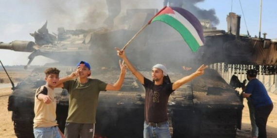 Refleksi Dua Tahun Badai Aqsa: Runtuhnya Keangkuhan “Israel” dan Kebangkitan Nurani Kemanusiaan