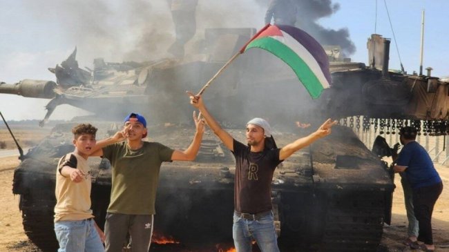 refleksi-dua-tahun-badai-aqsa:-runtuhnya-keangkuhan-“israel”-dan-kebangkitan-nurani-kemanusiaan