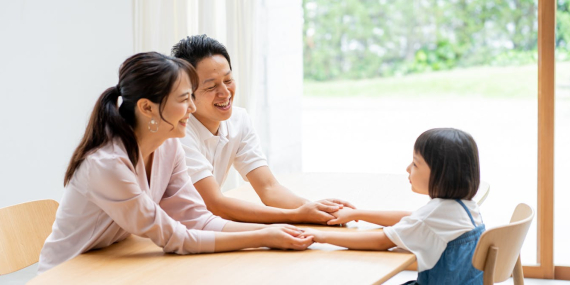 ‘Mindful parenting’: Bangun hubungan keluarga lebih sehat lewat pola asuh penuh kesadaran