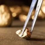 harga-emas-terkoreksi-dua-persen-tertekan-penguatan-dolar-as