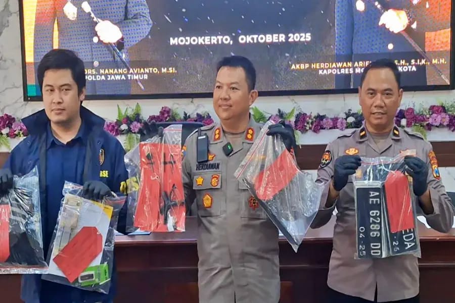 polres-mojokerto-kota-bekuk-2-pencuri-motor,-satu-dihadiahi-timah-panas