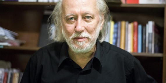 László Krasznahorkai raih Nobel Sastra. Kisah-kisahnya tentang keterasingan makin relevan