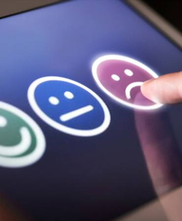 khutbah-jumat:-melindungi-keamanan-dan-kemanusiaan-dengan-minimal-tidak-hasud