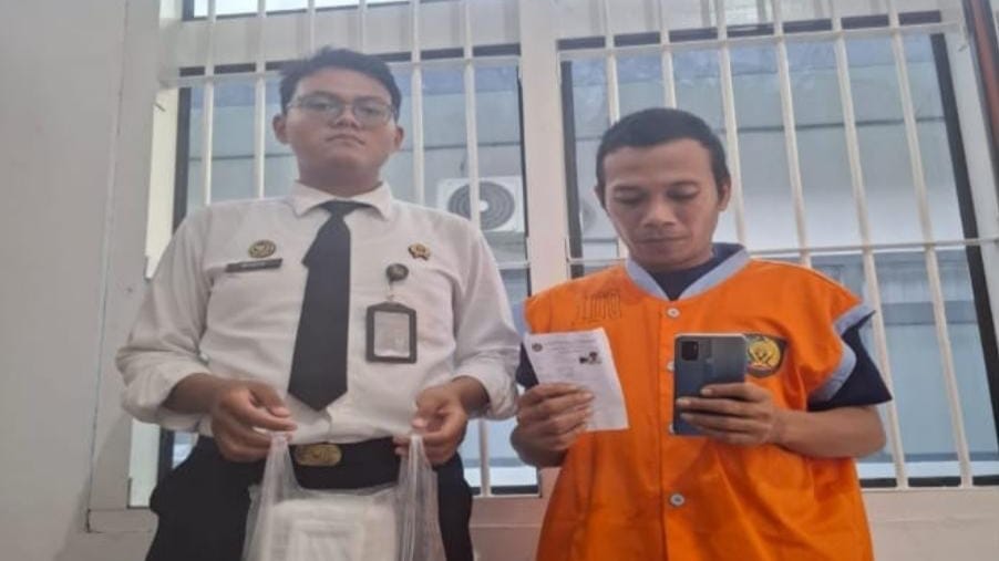 petugas-lapas-tulungagung-gagalkan-penyelundupan-hp-lewat-makanan,-modusnya-bikin-geleng-kepala