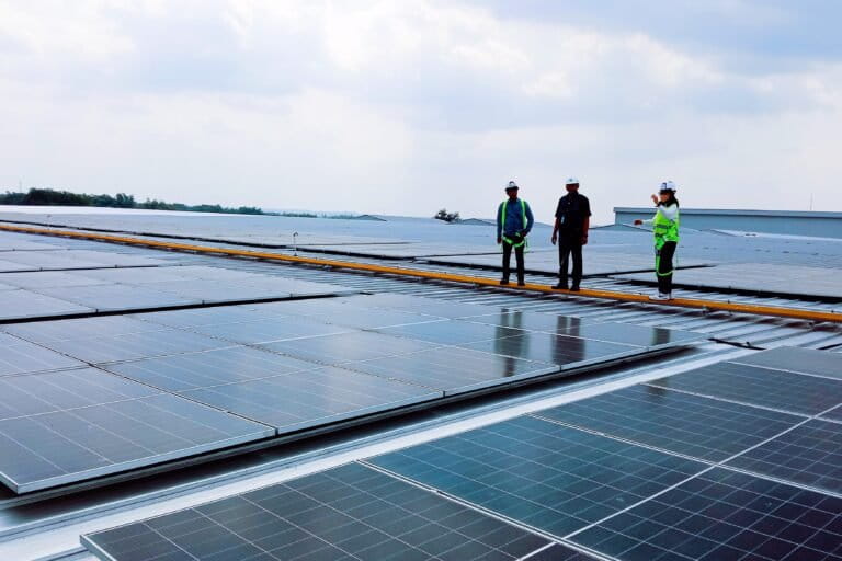mempertayakan-komitmen-transisi-dalam-kebijakan-energi-nasional