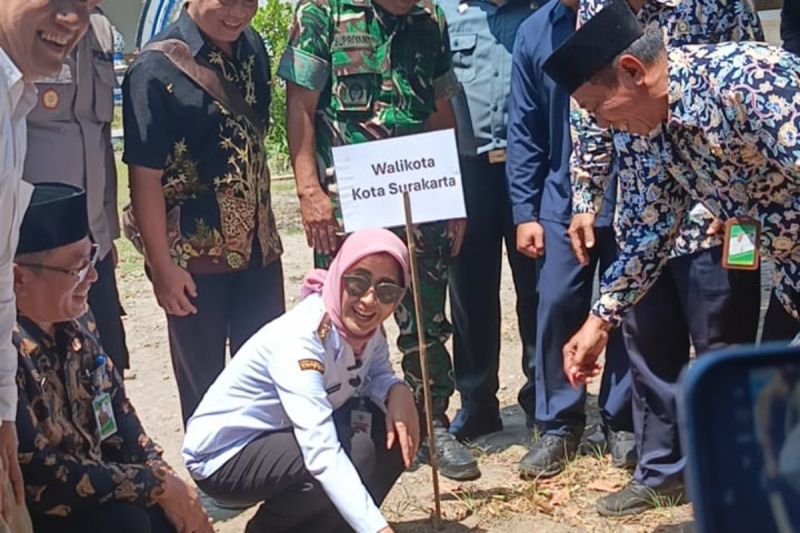 ini-profil-astrid-widayani,-wakil-wali-kota-solo-ketua-dpd-psi-solo