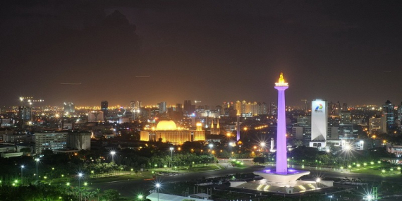 “Mengadu ke Pusat”: Simbol Kesakralan, Kecemasan, dan Identitas Muslim Hari Ini
