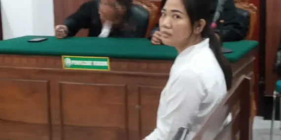 Ngaku Bisa Komunikasi dengan 4 Dewa, Wanita Surabaya Tipu Atasan Rp6,3 Miliar