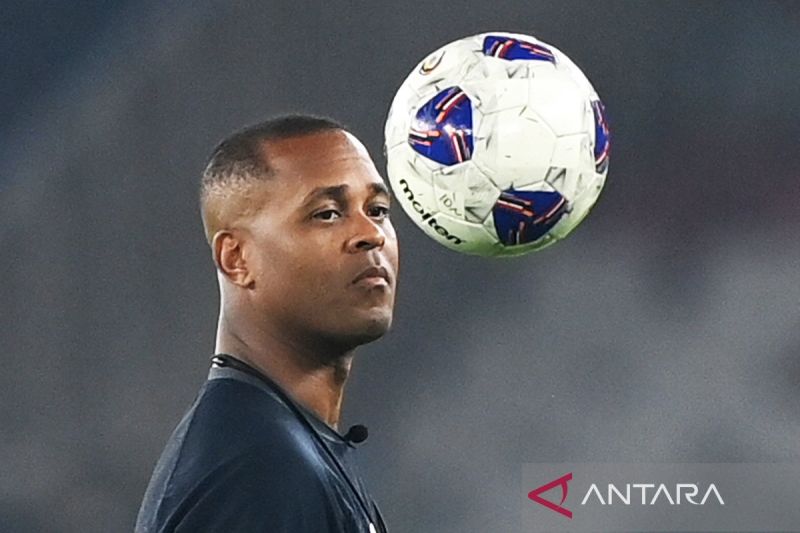 resmi,-pssi-pecat-patrick-kluivert-dan-tim-kepelatihannya-asal-belanda
