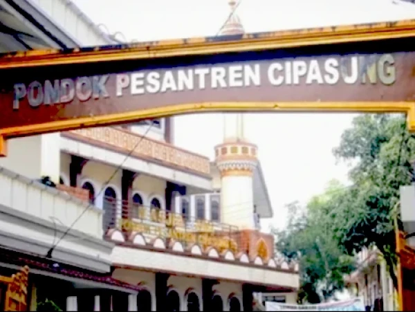 4-tuntutan-pesantren-cipasung-pada-trans-7,-rumah-kh-a-bunyamin-ruhiat-ditayangkan-tanpa-izin