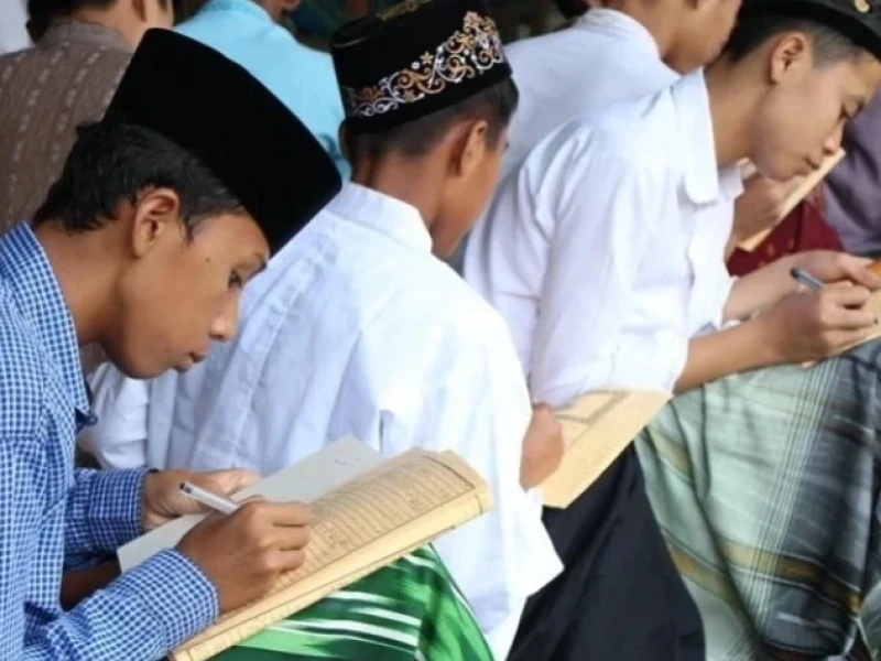 6-budaya-santri-yang-membentuk-karakter
