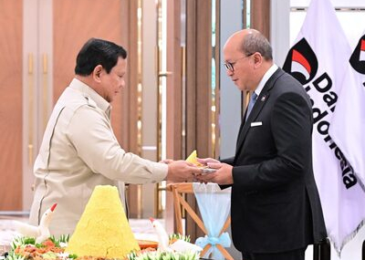 Setahun Prabowo Memperkuat Negara Oligarki