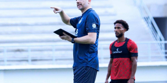 marcos-reina-pede-persik-kediri-bisa-tampil-lebih-baik-di-super-league