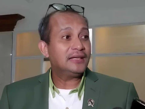 8-uji-materi-kuhp–kuhap-diajukan-ke-mk,-wamenkum-sebut-masih-berpotensi-bertambah