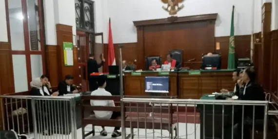 Iqbal Zidan Nawawi Jalani Sidang Kasus Persetubuhan Dibawah Umur  