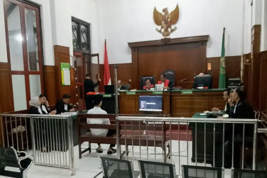 iqbal-zidan-nawawi-jalani-sidang-kasus-persetubuhan-dibawah-umur  