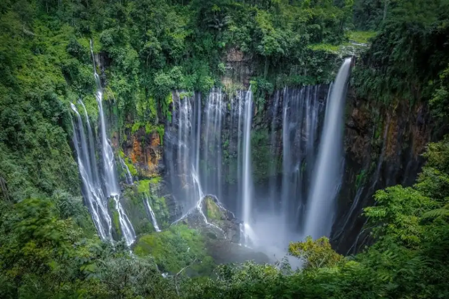 pengelola-tumpak-sewu-lumajang-laporkan-pihak-coban-sewu-ke-polda-jatim