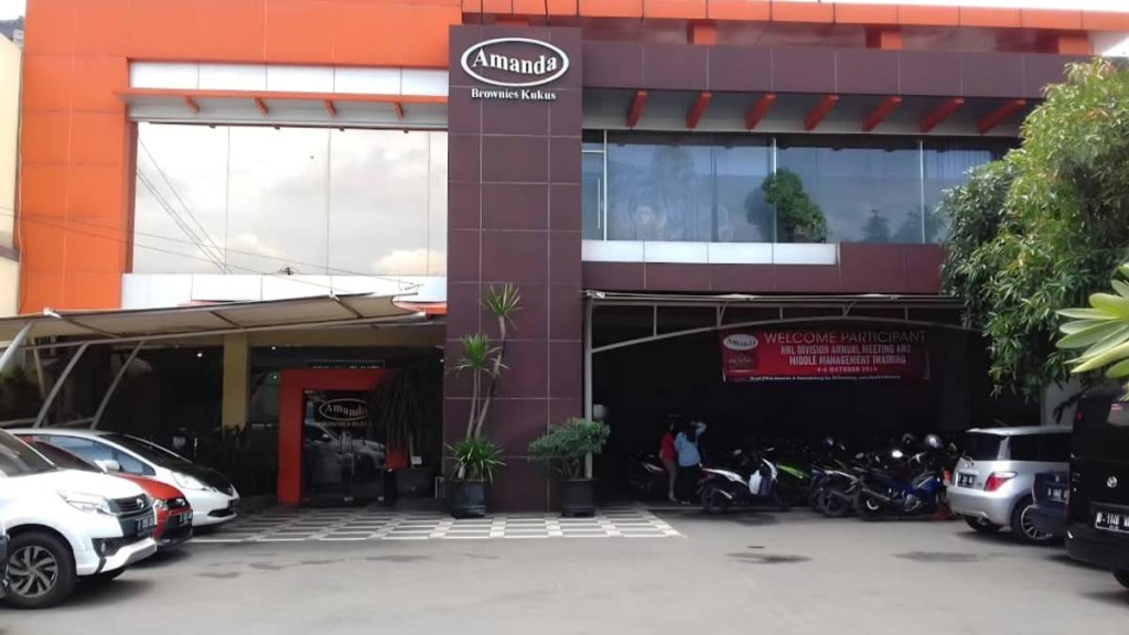 dari-hobi-masak-hingga-miliki-ratusan-outlet:-kisah-sumi-wiludjeng-membangun-amanda-brownies