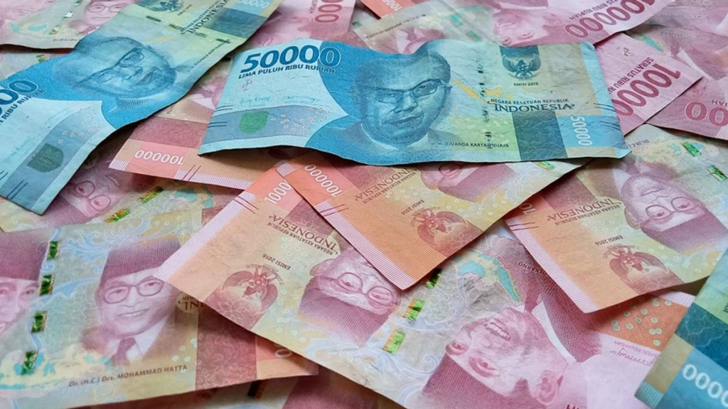 jaga-kestabilan-rupiah,-akankah-intervensi-bi-bisa-stabilkan-ekspektasi-pasar?