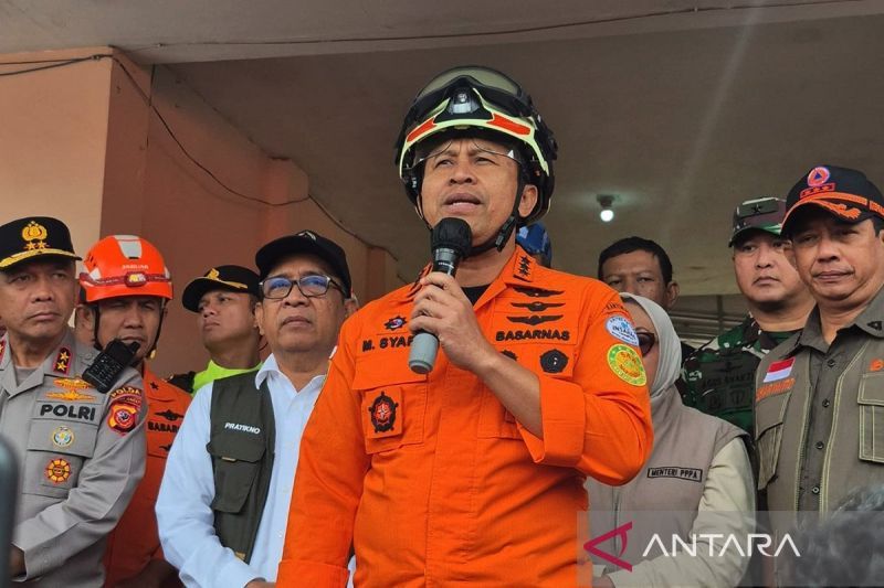 tim-sar-gabungan-kerahkan-250-personel-terlatih-cari-80-korban-cisarua