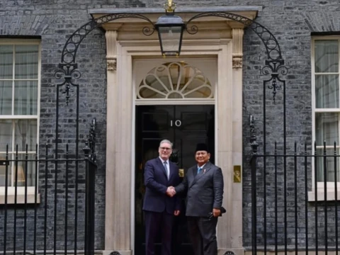 membaca-arah-kunjungan-prabowo-ke-london