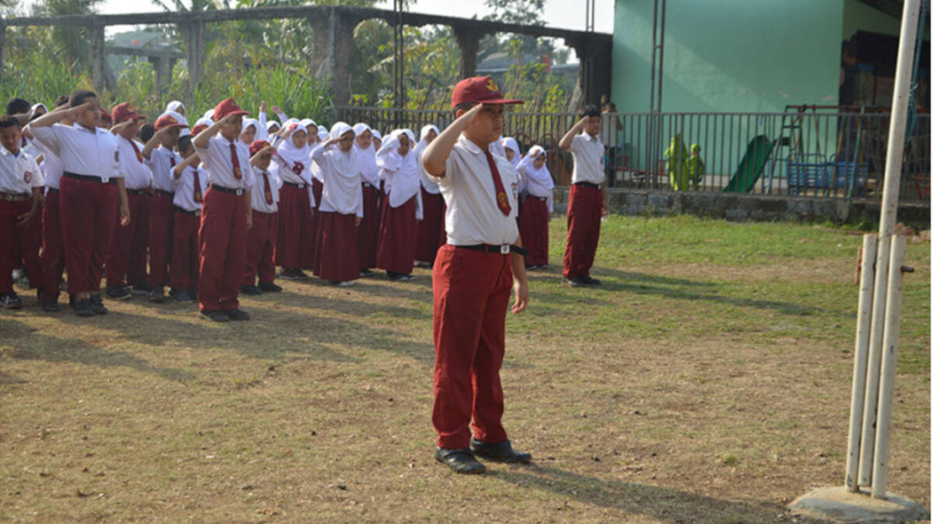 upacara-bendera-2026-wajib-baca-ikrar-pelajar-hingga-lagu-rukun-sama-teman,-untuk-apa?