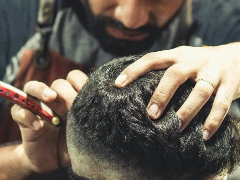 cukur-rambut-murid,-guru-jadi-tersangka:-begini-pandangan-islam