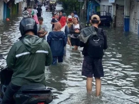 banjir-berulang-tanda-krisis-ekologis