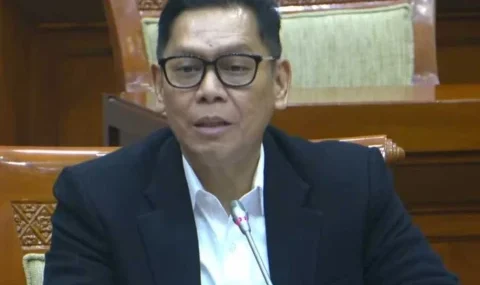 komisi-iii-dpr-setujui-adies-kadir-jadi-hakim-mk-gantikan-arief-hidayat
