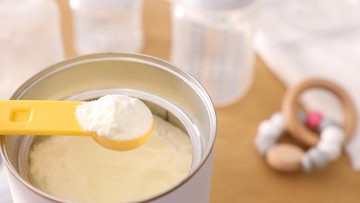 mengenal-cereulide-dalam-susu-formula,-penyebab-anak-muntah-hebat