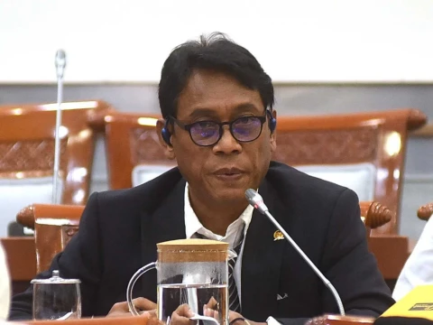 dpr-ingatkan-sekolah-rakyat-perlu-skala-lebih-luas-untuk-jawab-kemiskinan