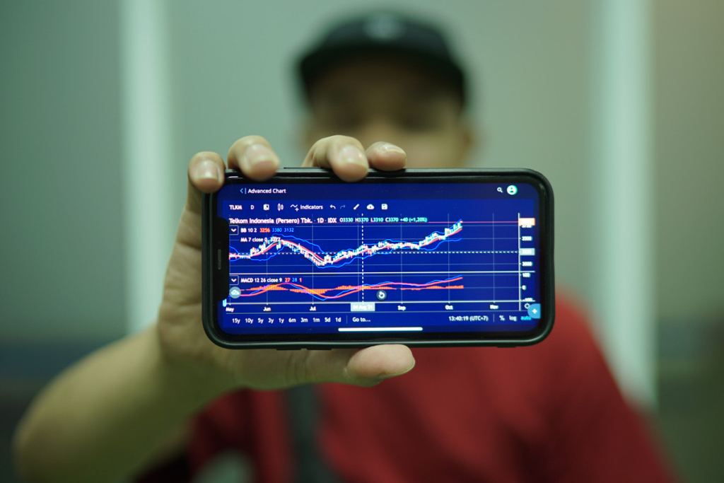 harga-kripto-bitcoin-turun-banyak,-ethereum-anjlok-parah
