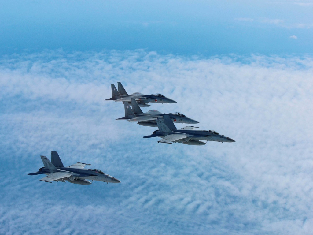 tekanan-china-memaksa-jepang-dan-amerika-serikat-perkuat-posisi-militer