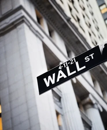 wall-street-berakhir-muram-efek-kevin-warsh